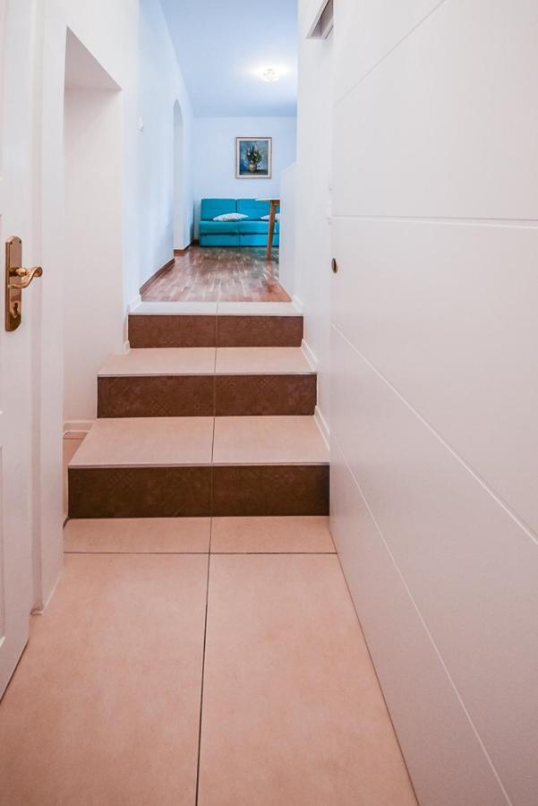 Kavon Apartma *