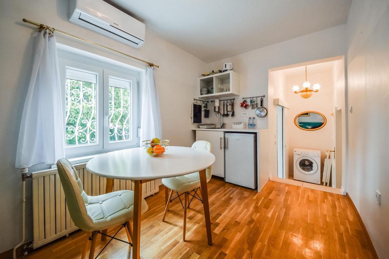 Apartma Kavon